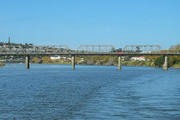 Whanganui River downstream towards Dublin Street Bridge and Durie Hill