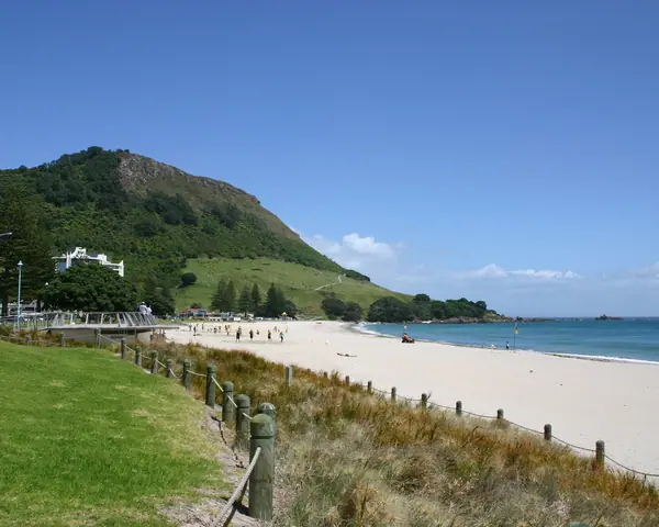 Mount Maunganui and beach